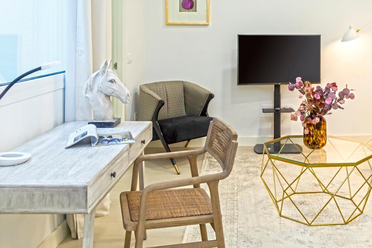 Genteel Home Feria Севиля Екстериор снимка