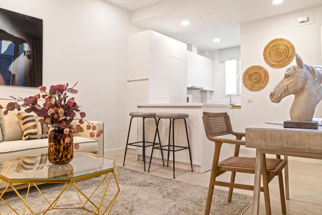 Genteel Home Feria Севиля Екстериор снимка