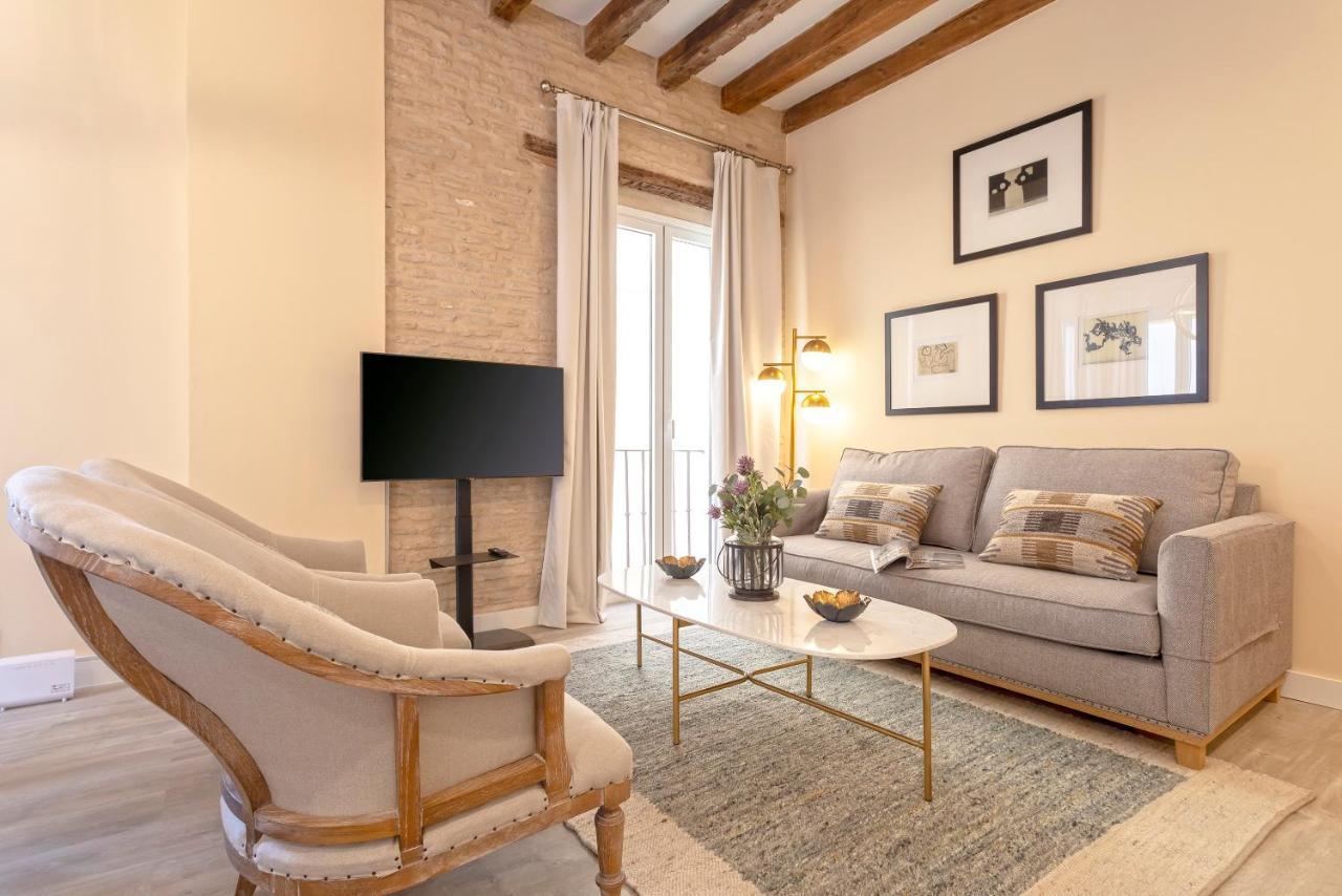 Genteel Home Feria Севиля Екстериор снимка