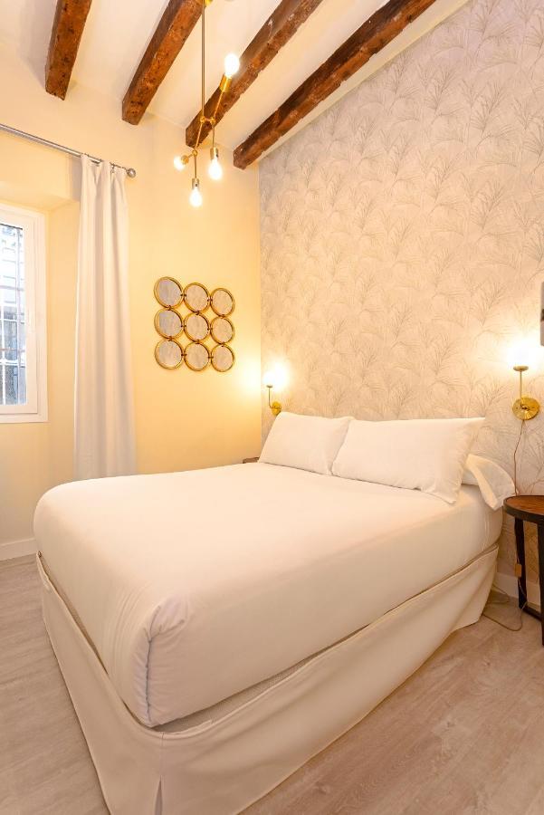 Genteel Home Feria Севиля Екстериор снимка