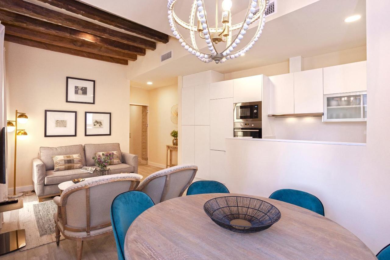 Genteel Home Feria Севиля Екстериор снимка